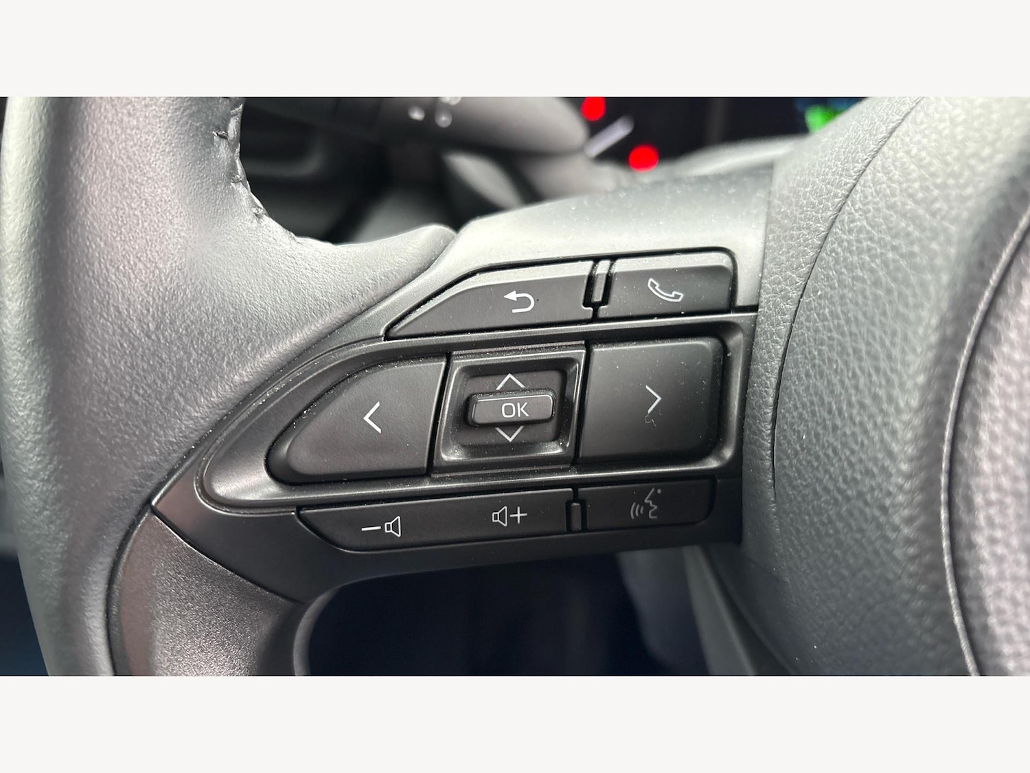 Used Toyota Yaris Cross 2023 for sale - 77425514: Photo 22