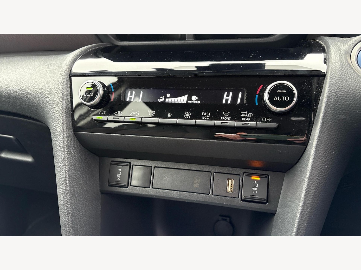 Used Toyota Yaris Cross 2023 for sale - 77425514: Photo 27