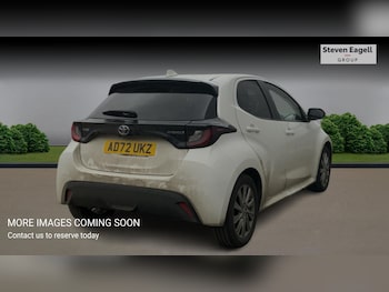 Used Toyota Yaris 2022 for sale - 77314892: Photo