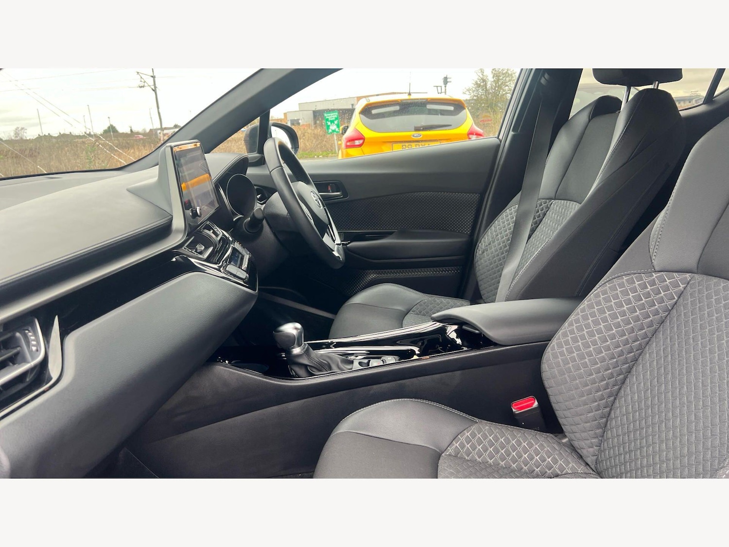 Used Toyota C-HR 2023 for sale - 77799482: Photo 12