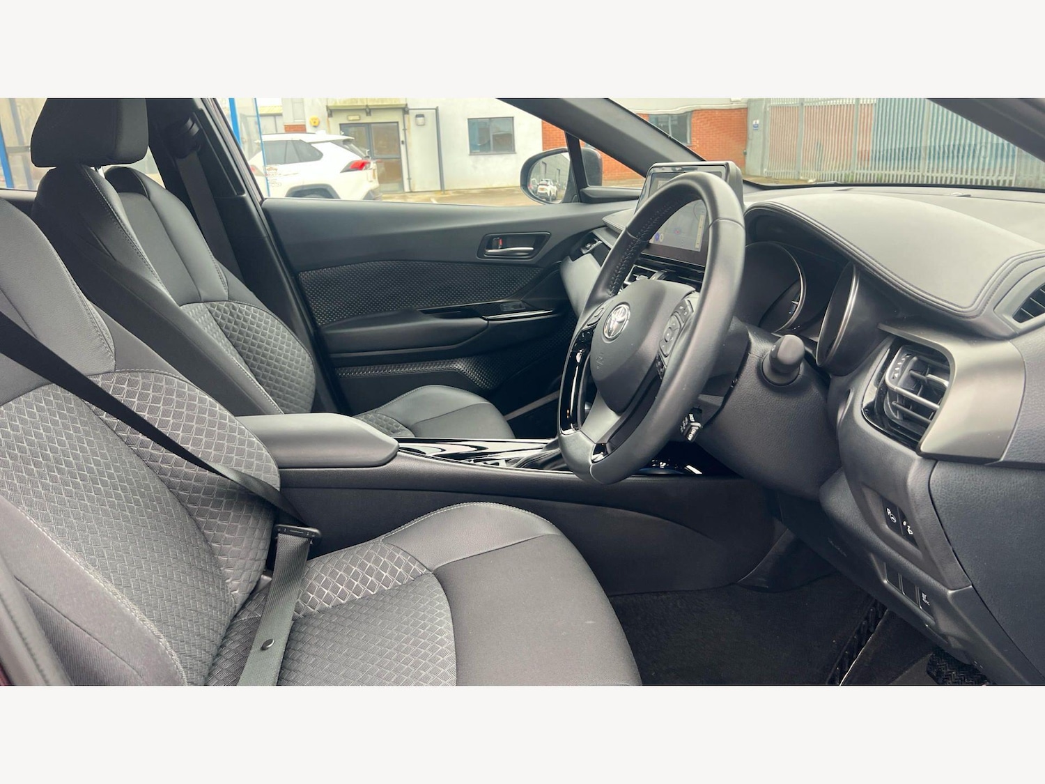 Used Toyota C-HR 2023 for sale - 77799482: Photo 13