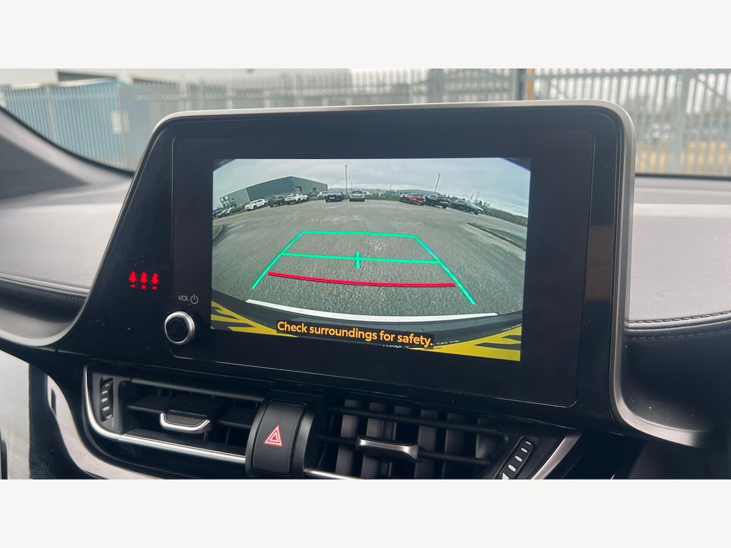 Used Toyota C-HR 2023 for sale - 77799482: Photo 24