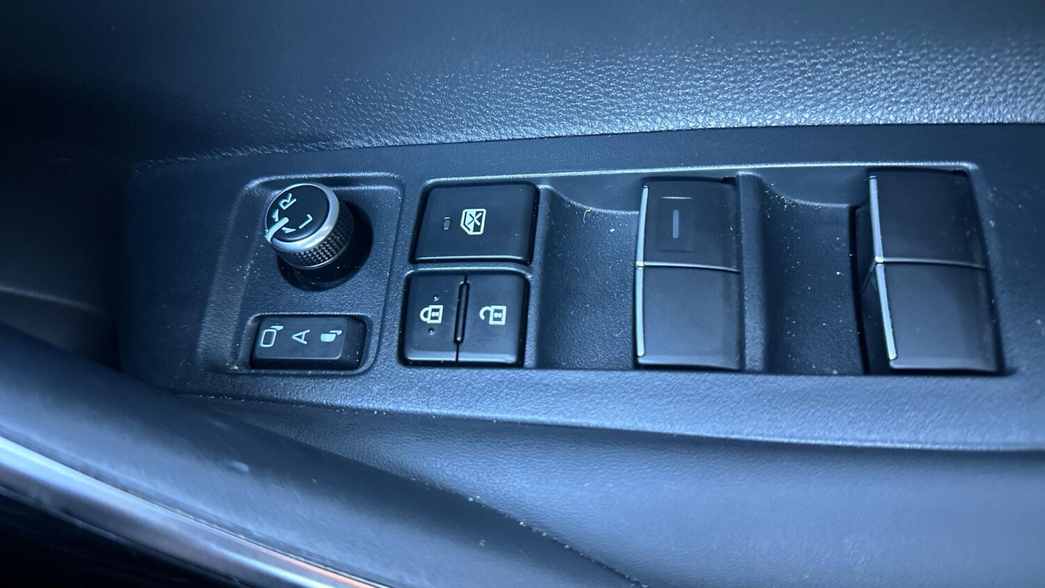 Used Toyota Corolla 2023 for sale - 77278949: Photo 32