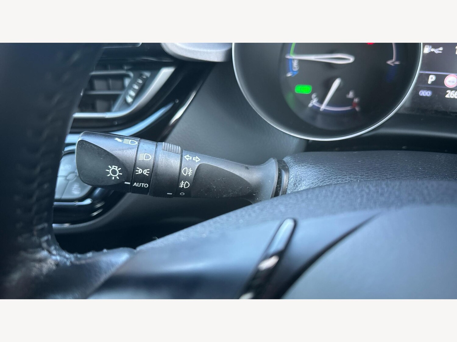 Used Toyota C-HR for sale - 77784488: Photo 25