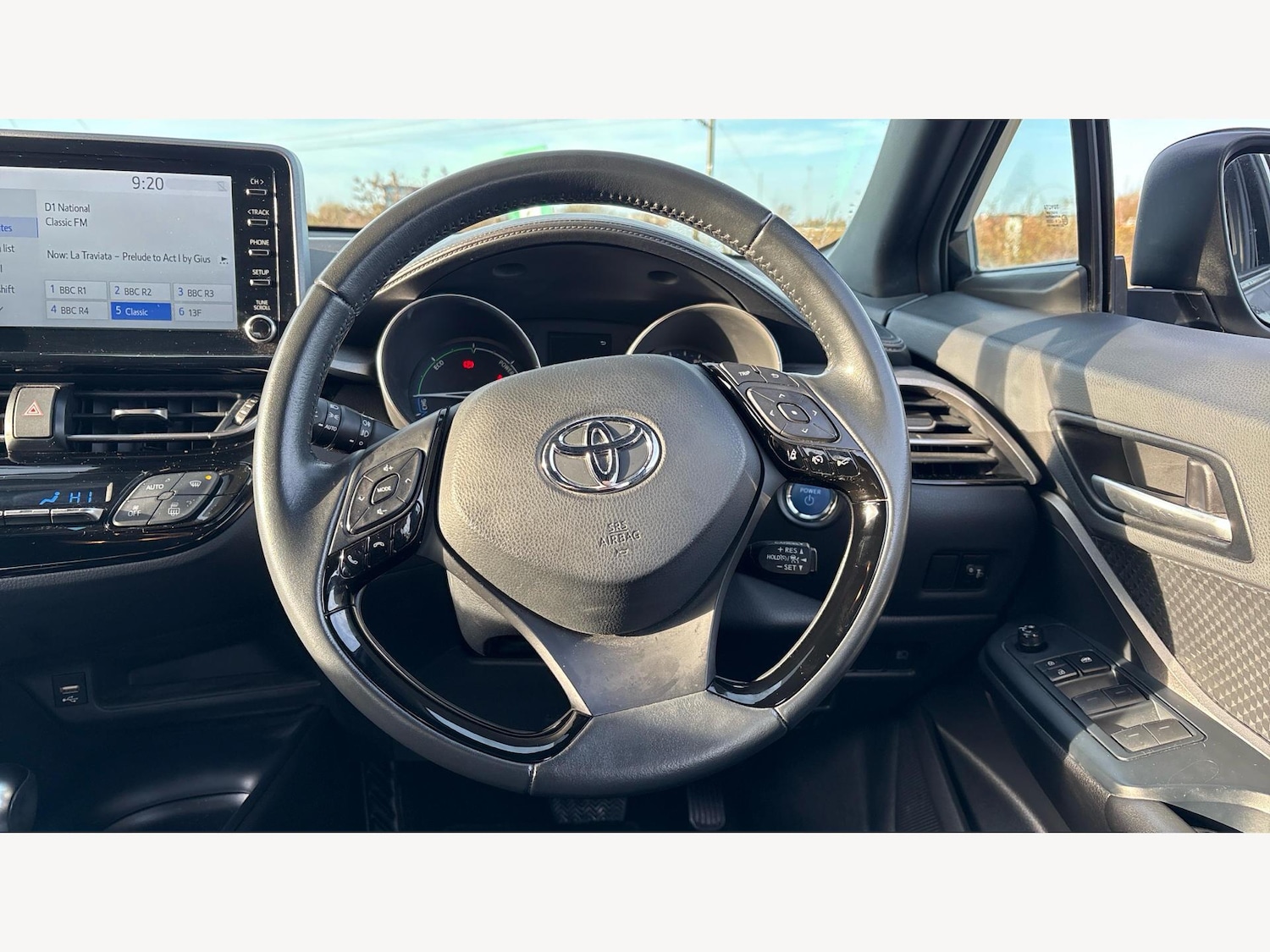 Used Toyota C-HR 2022 for sale - 77345350: Photo 10