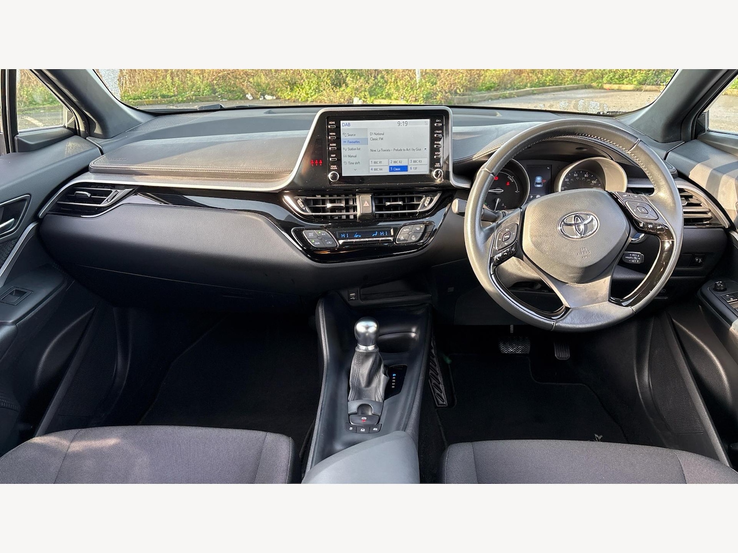 Used Toyota C-HR 2022 for sale - 77345350: Photo 7