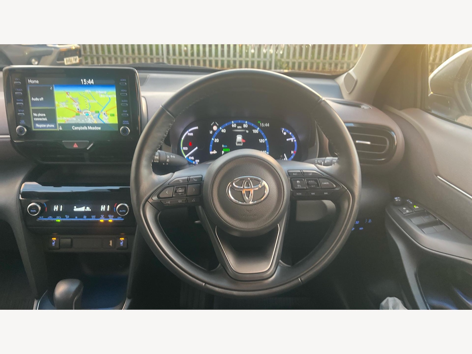Used Toyota Yaris Cross 2024 for sale - 77097710: Photo 10