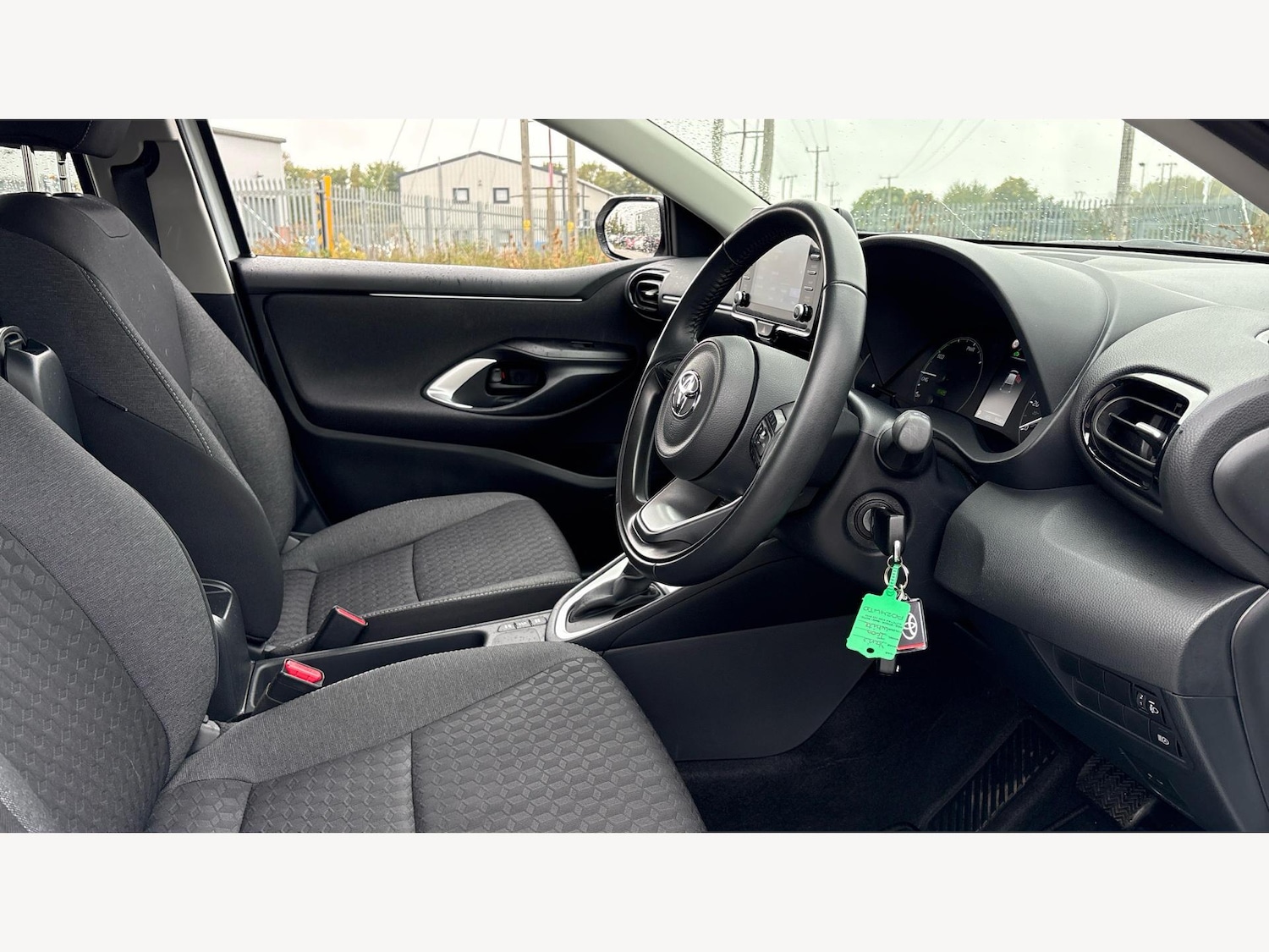 Used Toyota Yaris 2024 for sale - 76151473: Photo 13
