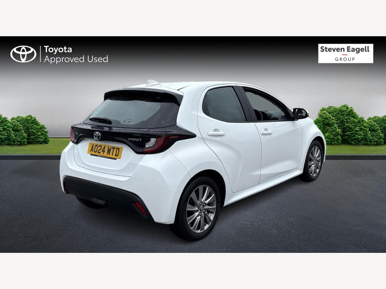 Used Toyota Yaris 2024 for sale - 76151473: Photo 2