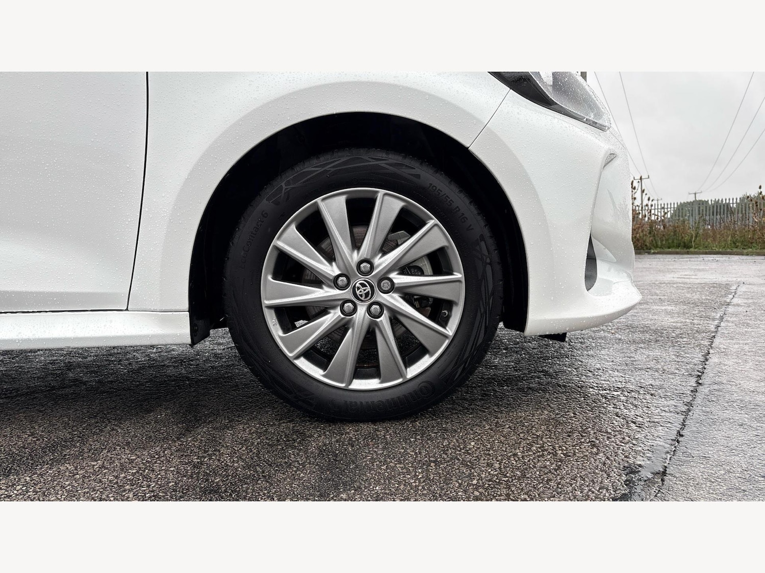 Used Toyota Yaris 2024 for sale - 76151473: Photo 20