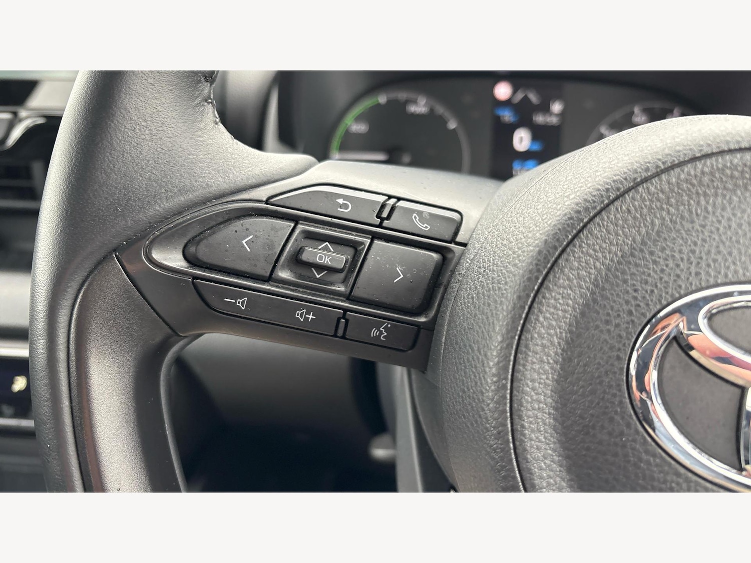 Used Toyota Yaris 2024 for sale - 76151473: Photo 34