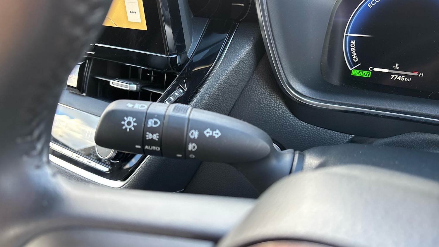 Used Toyota Corolla 2023 for sale - 76607607: Photo 34