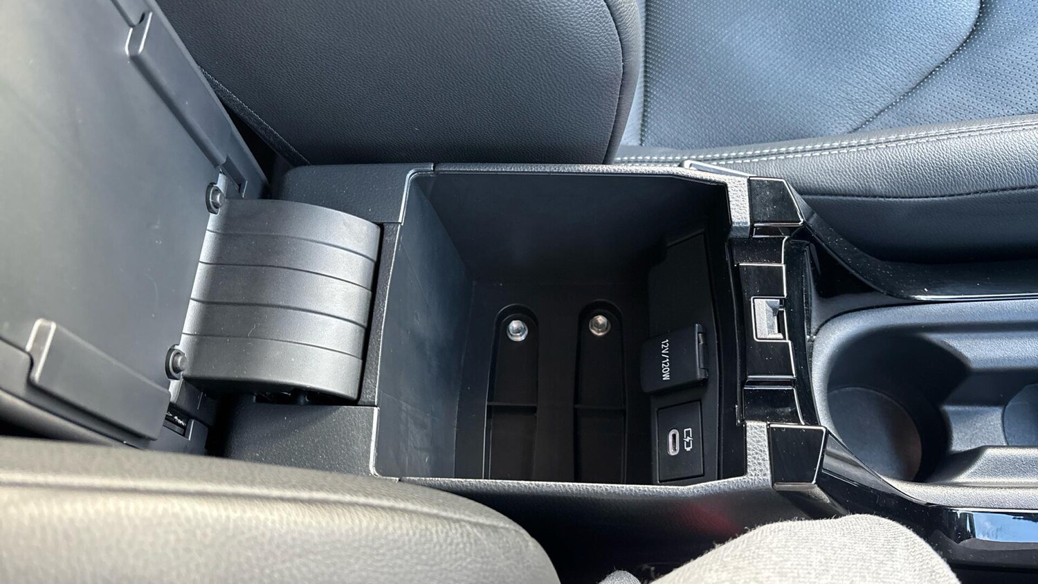 Used Toyota Corolla 2023 for sale - 76607607: Photo 40