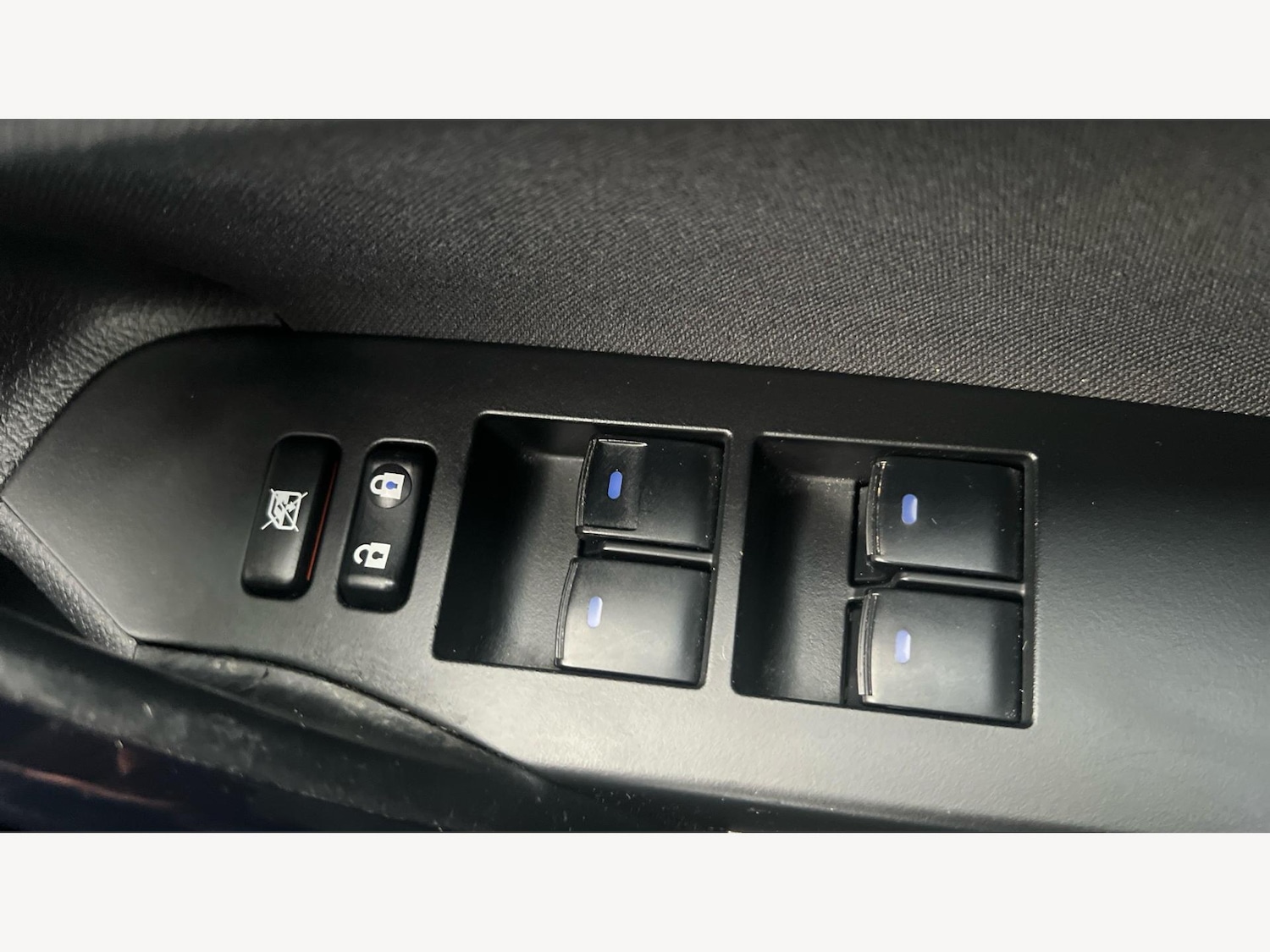 Used Toyota Auris 2017 for sale - 76537935: Photo 23