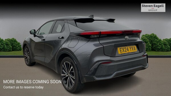 Used Toyota C-HR 2024 for sale - 76325899: Photo 2