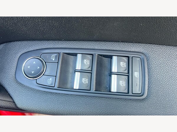 Used Renault Captur 2023 for sale - 75809835: Photo 22
