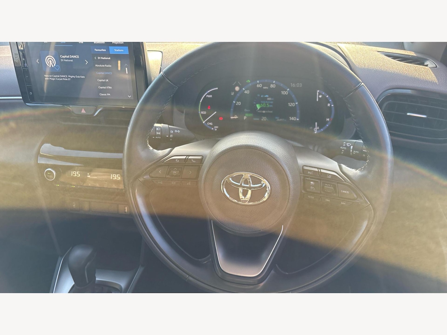 Used Toyota Yaris Cross 2022 for sale - 76388292: Photo 10