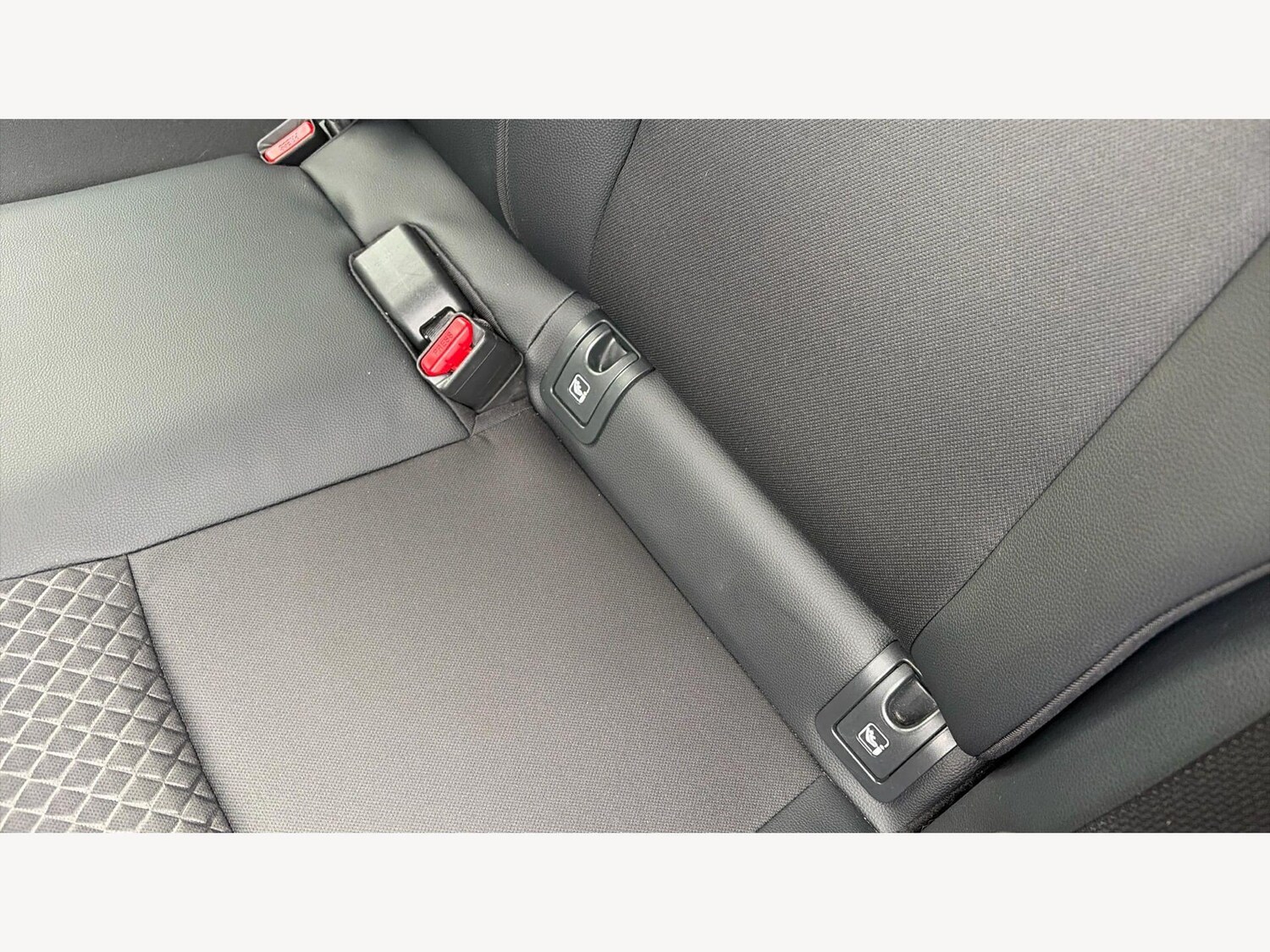 Used Toyota Yaris 2025 for sale - 77559648: Photo 25