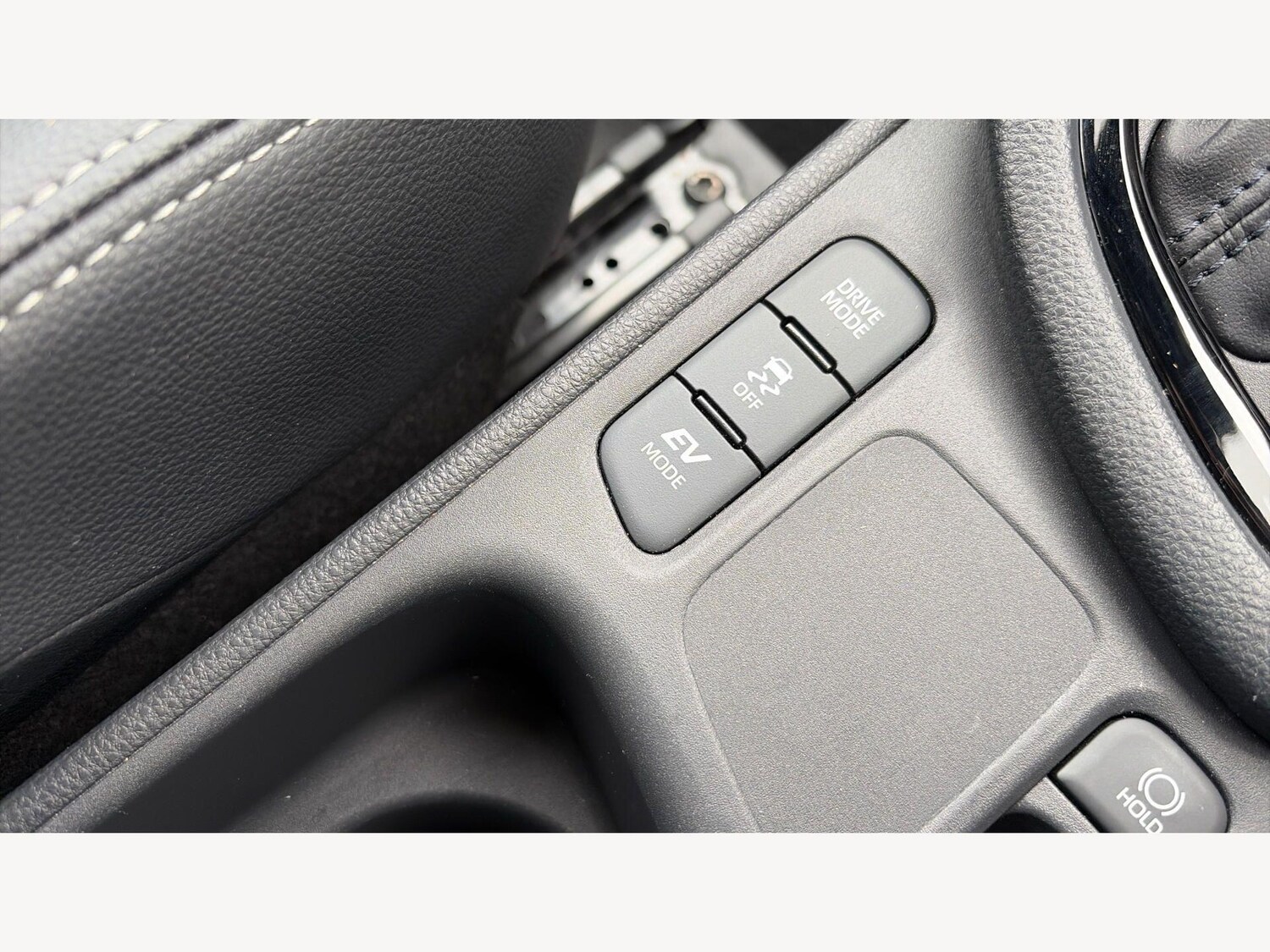 Used Toyota Yaris 2025 for sale - 77559648: Photo 31