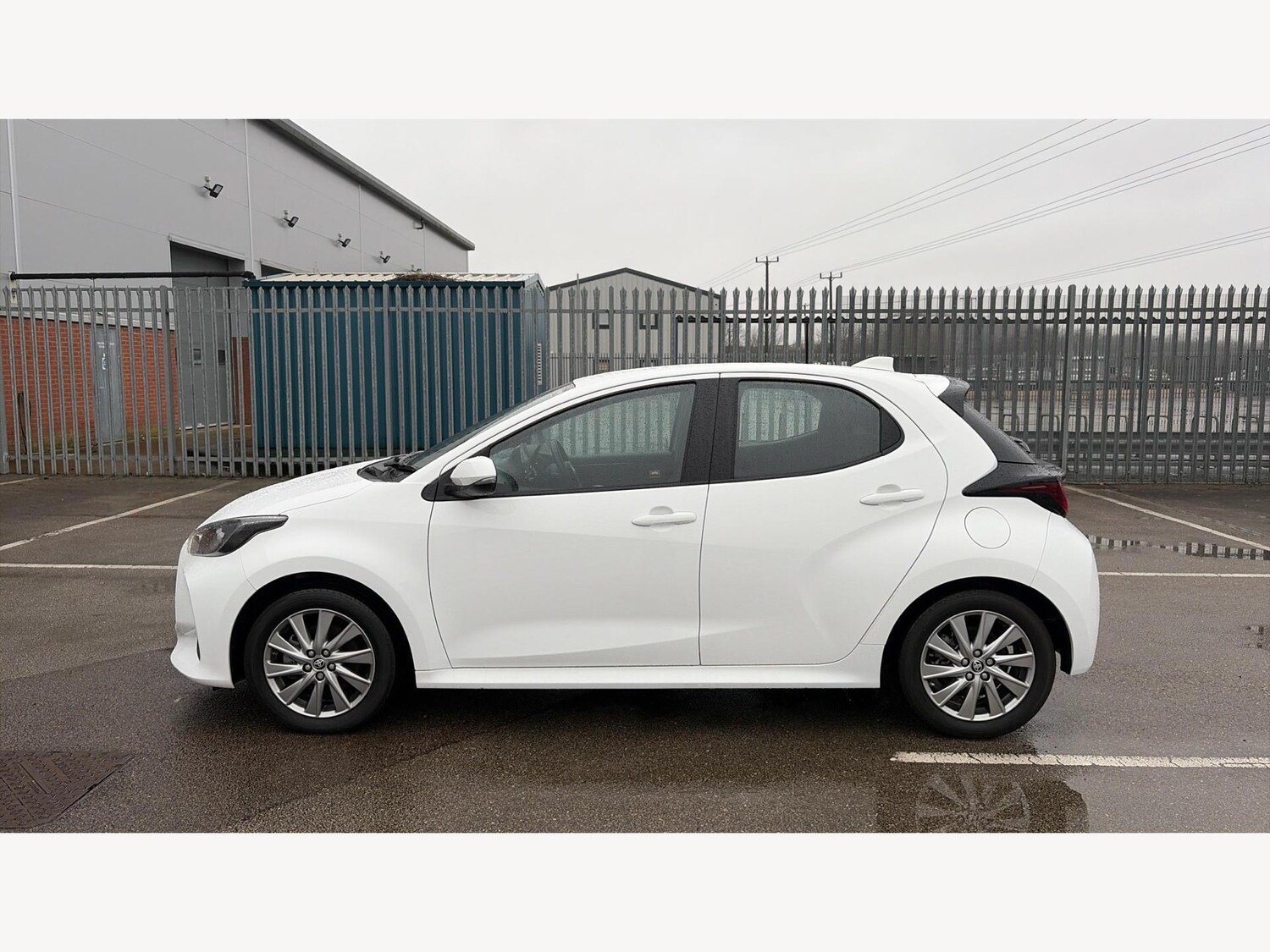 Used Toyota Yaris for sale - 77909786: Photo 19