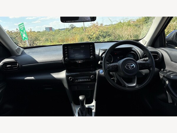 Used Toyota Yaris Cross 2023 for sale - 75600186: Photo 7