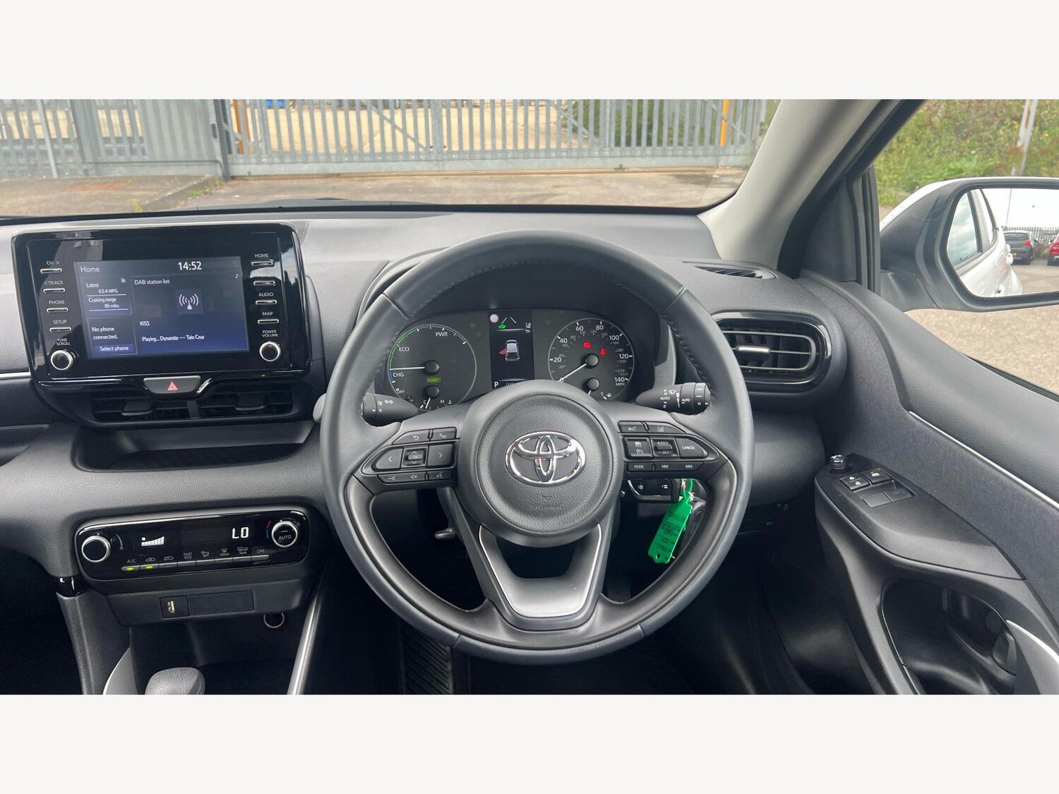 Used Toyota Yaris 2023 for sale - 75915149: Photo 8