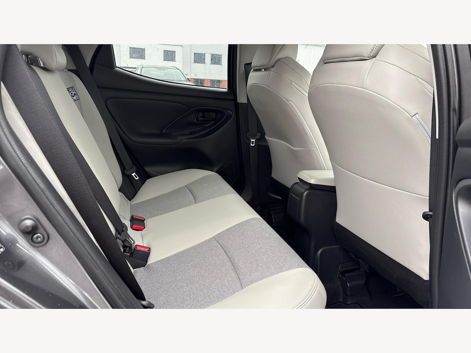 Used Toyota Yaris 2023 for sale - 76166458: Photo 14