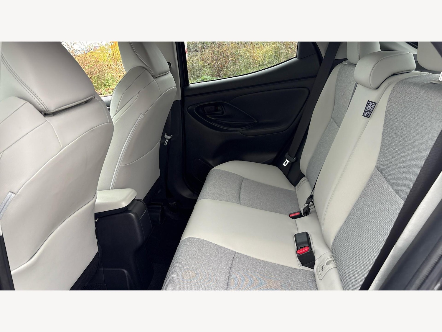 Used Toyota Yaris 2023 for sale - 76166458: Photo 15