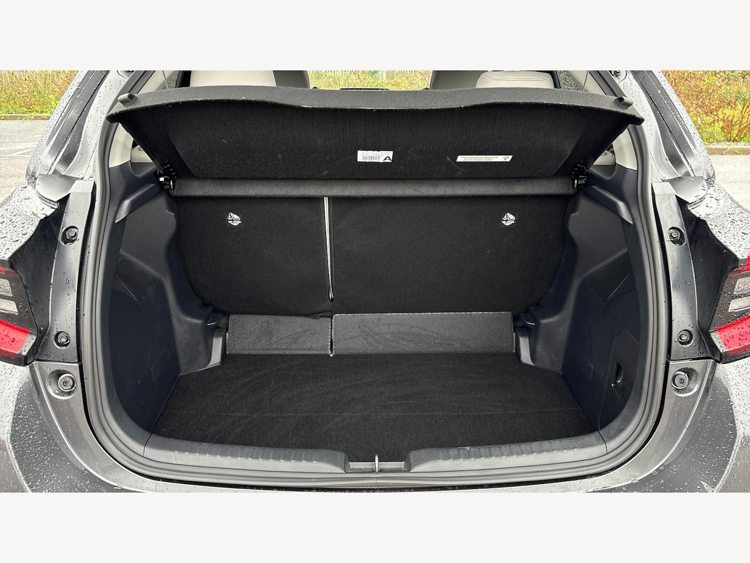 Used Toyota Yaris 2023 for sale - 76166458: Photo 16