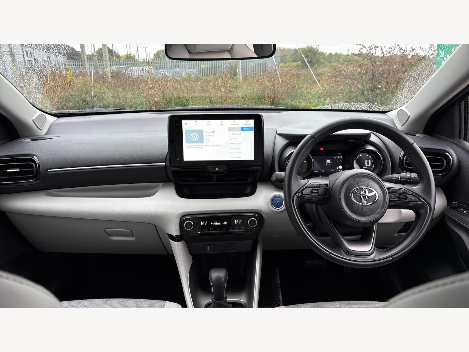 Used Toyota Yaris 2023 for sale - 76166458: Photo 7