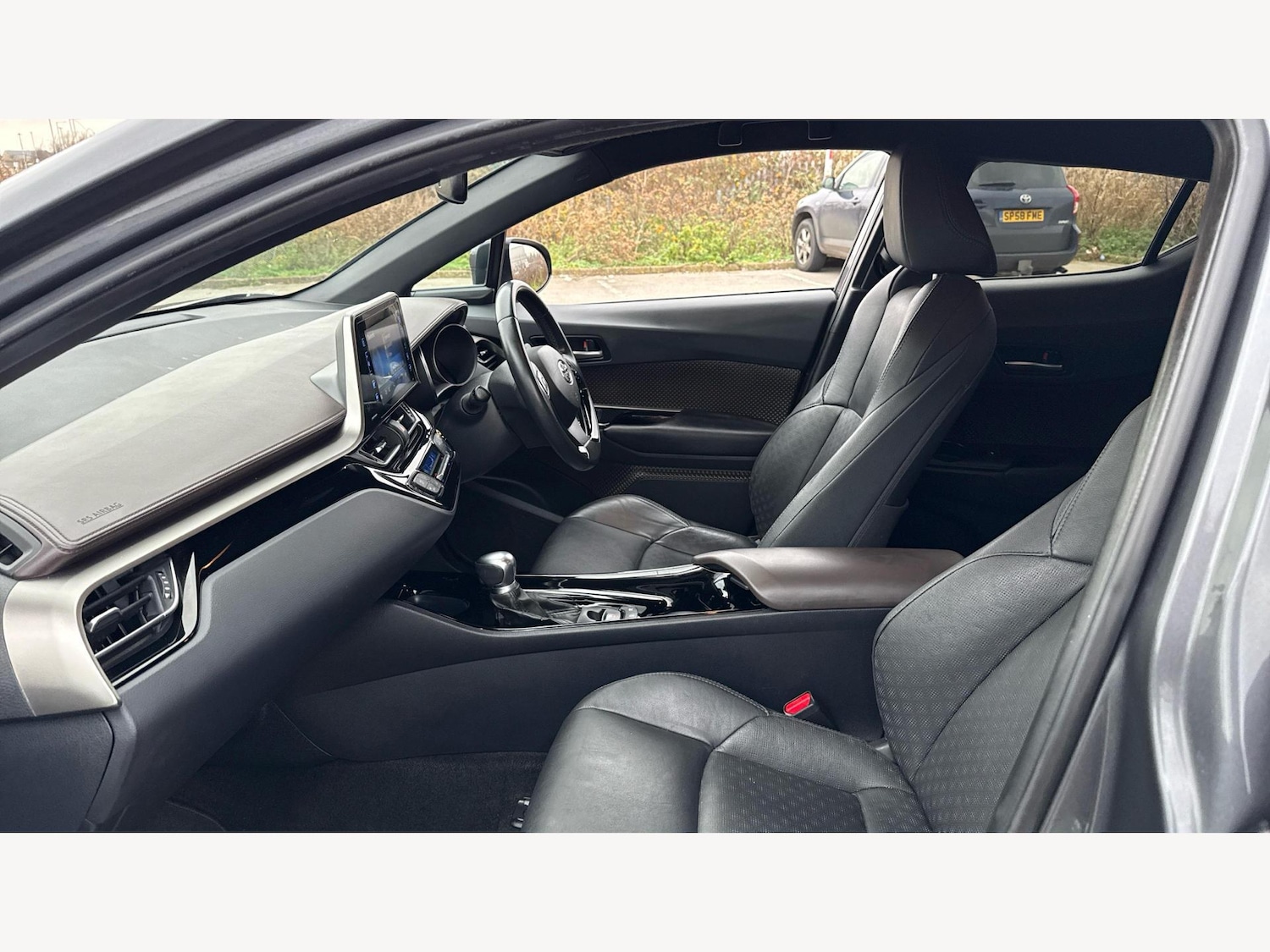 Used Toyota C-HR 2019 for sale - 77131884: Photo 12