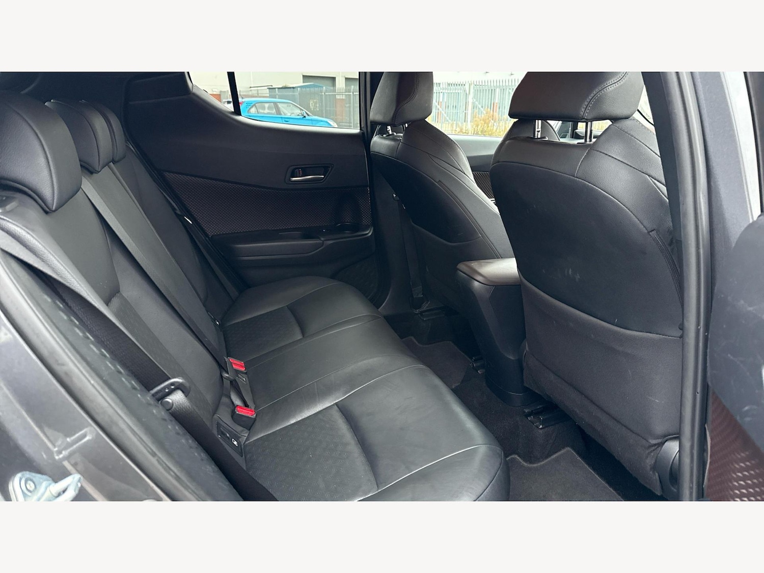 Used Toyota C-HR 2019 for sale - 77131884: Photo 14