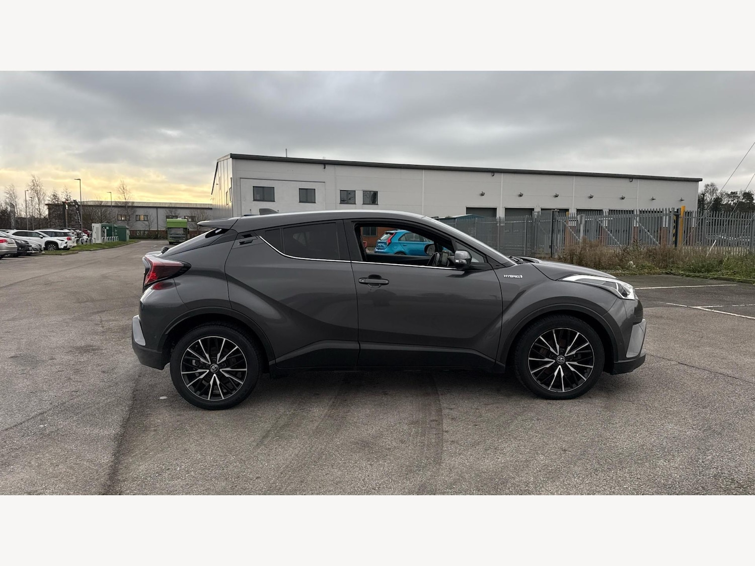 Used Toyota C-HR 2019 for sale - 77131884: Photo 18