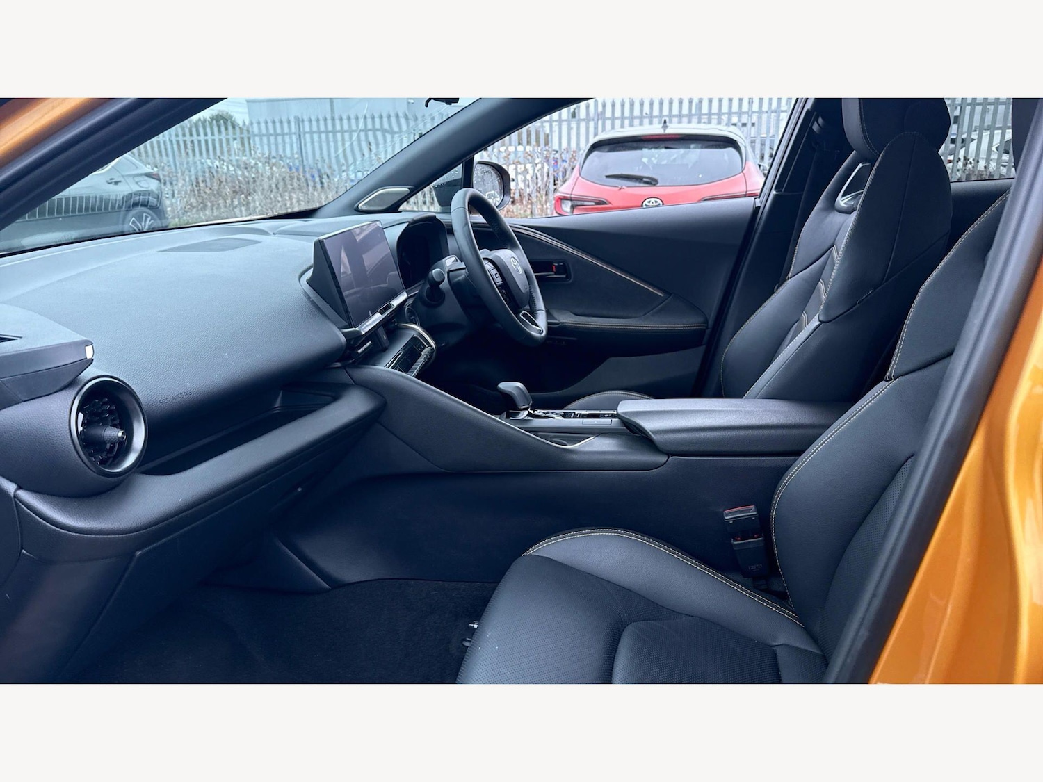 Used Toyota C-HR 2024 for sale - 77799310: Photo 12