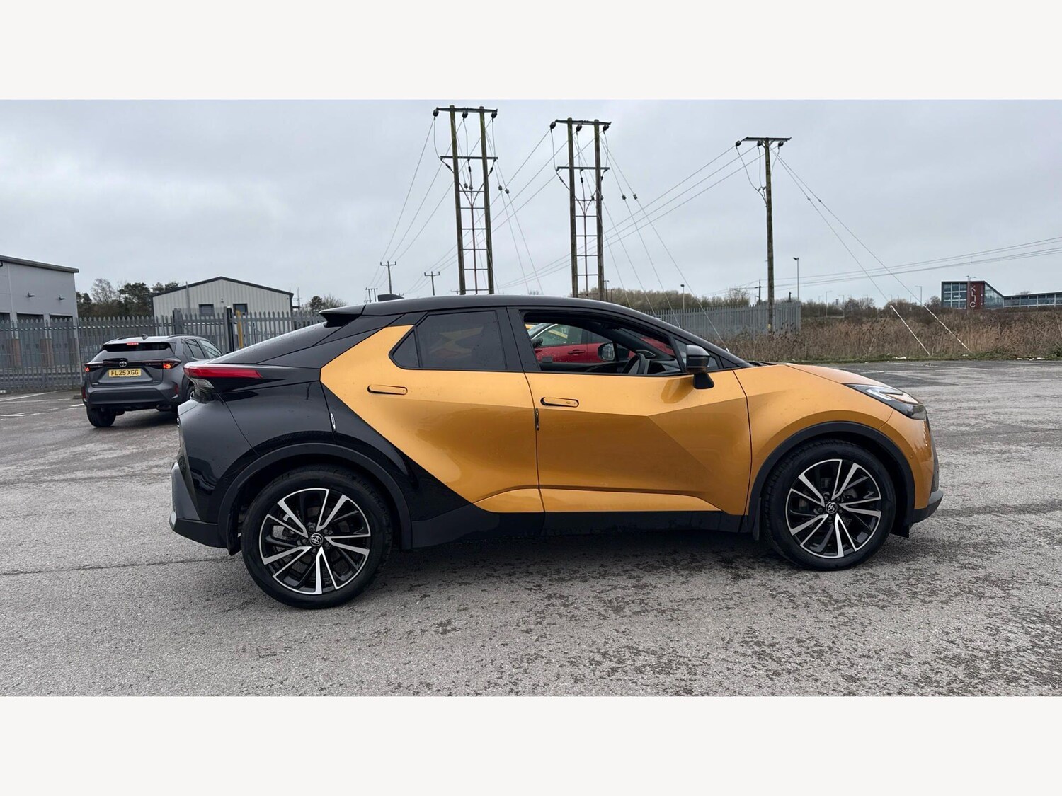 Used Toyota C-HR 2024 for sale - 77799310: Photo 18