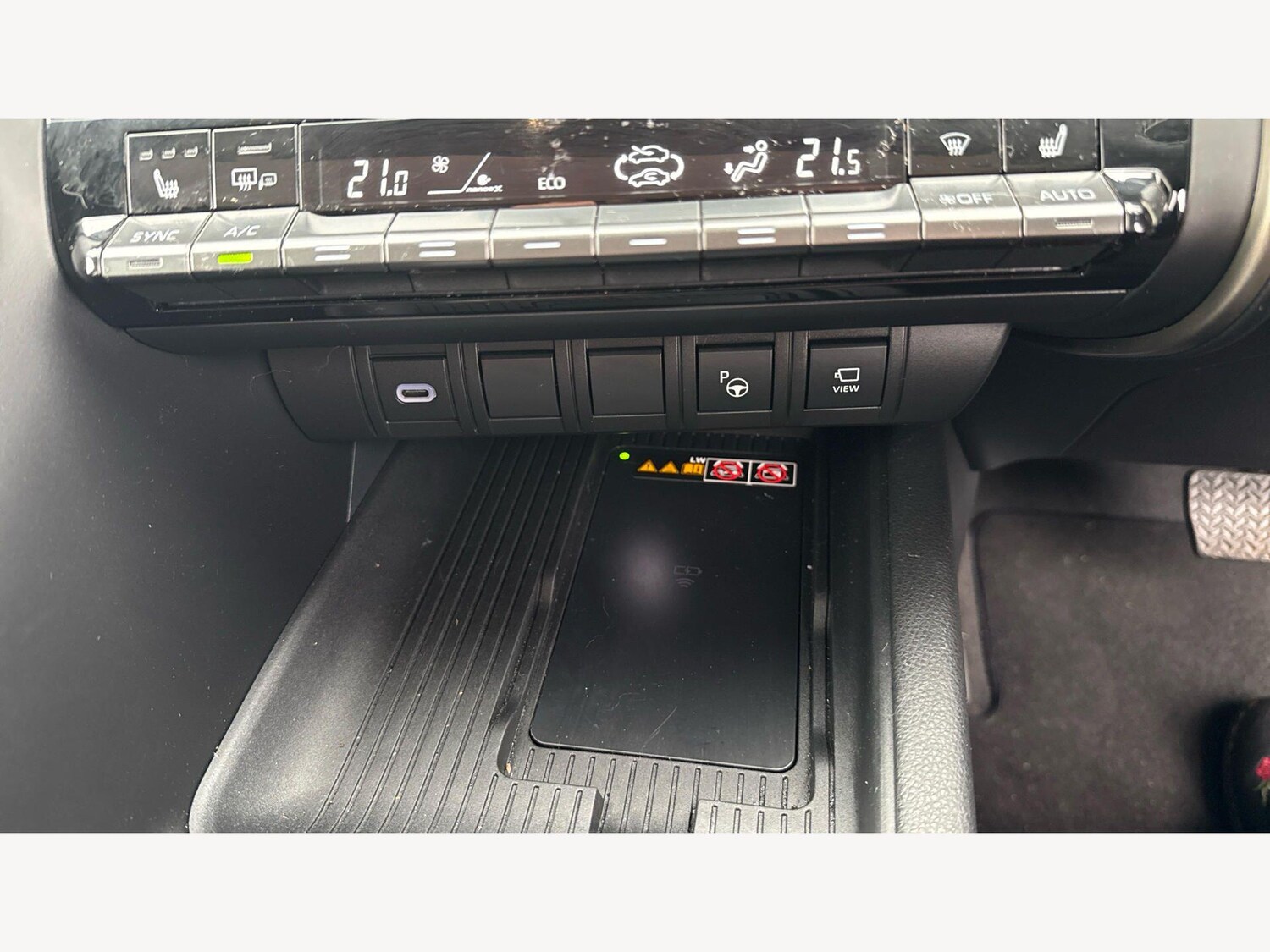 Used Toyota C-HR 2024 for sale - 77799310: Photo 27