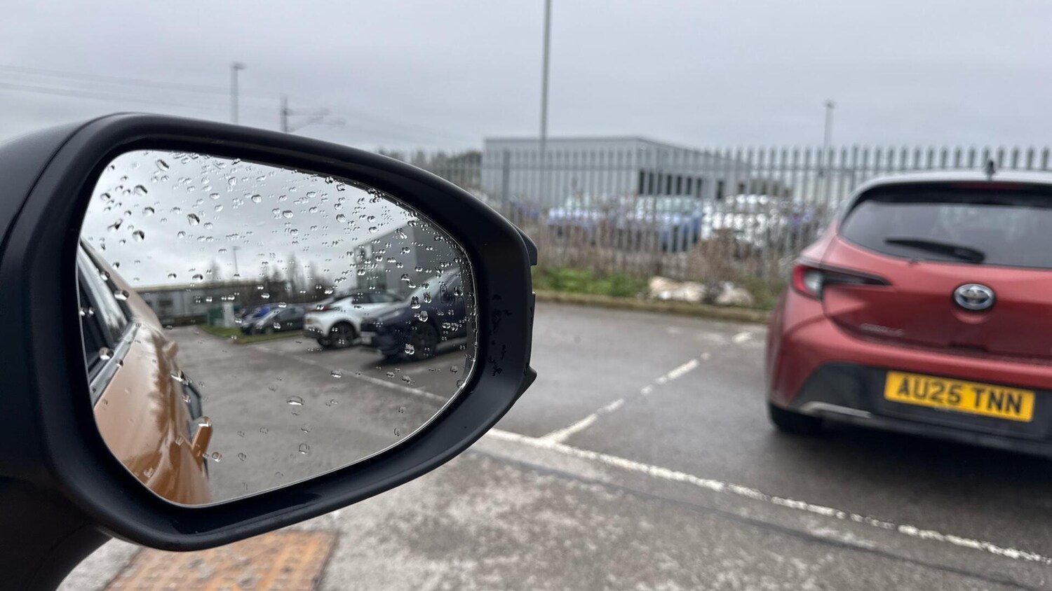 Used Toyota C-HR 2024 for sale - 77799310: Photo 32