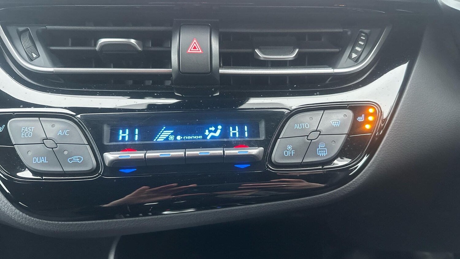 Used Toyota C-HR 2023 for sale - 77908479: Photo 37