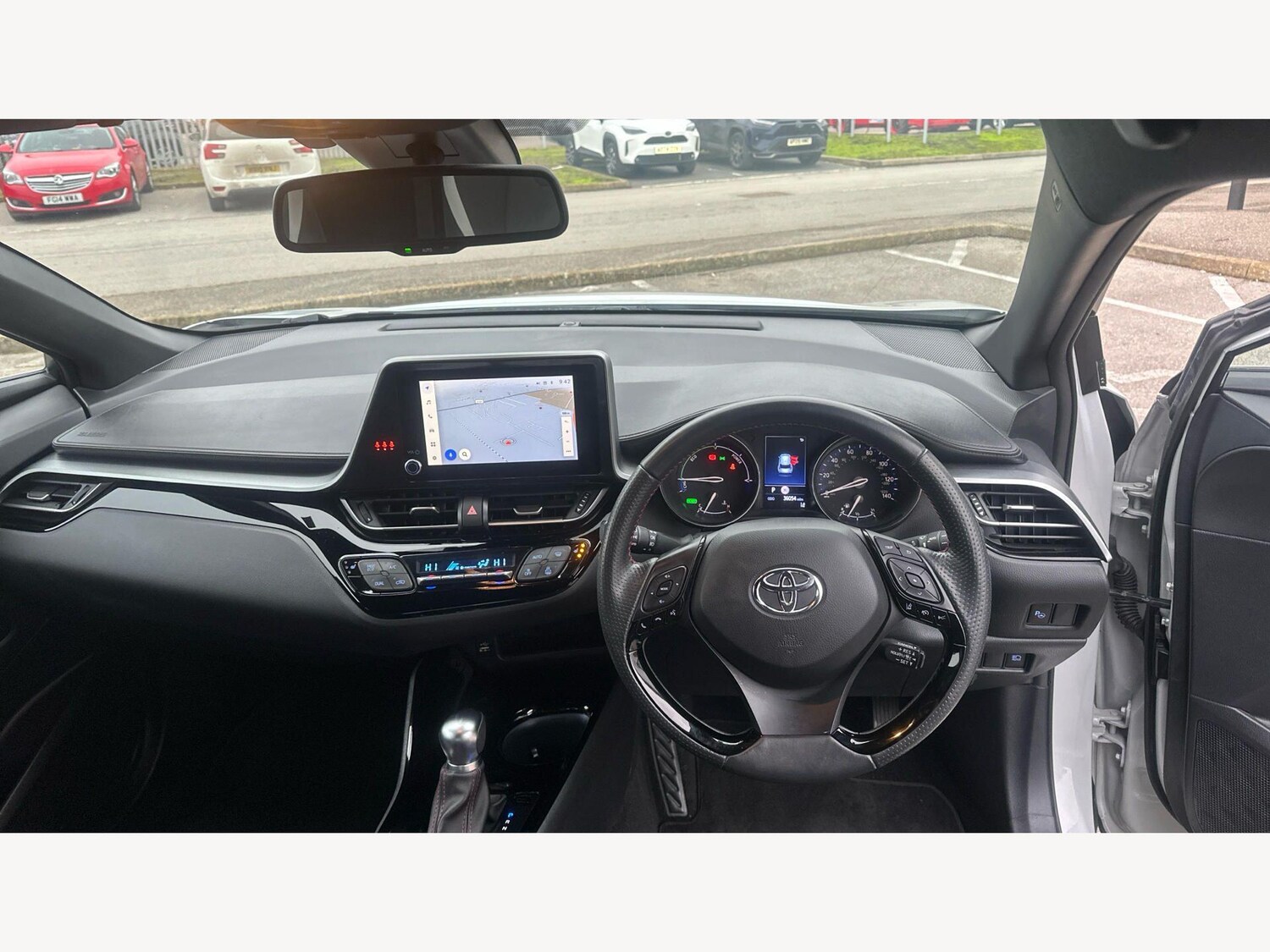 Used Toyota C-HR 2023 for sale - 77908479: Photo 7