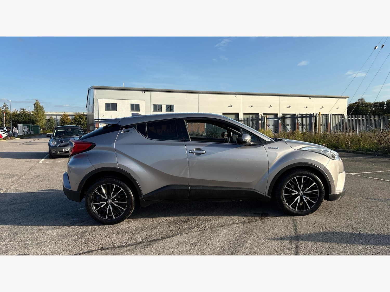 Used Toyota C-HR 2018 for sale - 76099210: Photo 18