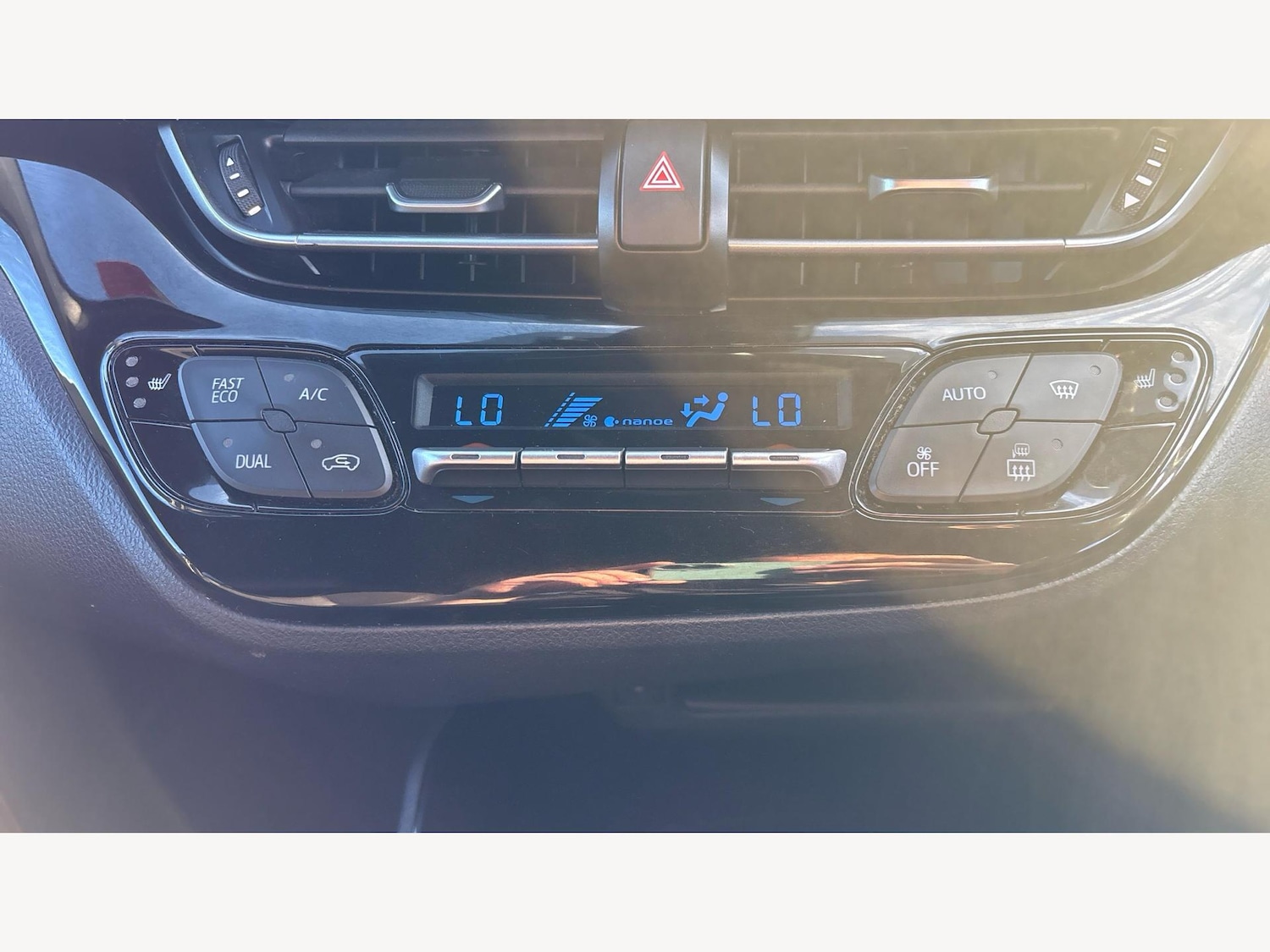Used Toyota C-HR 2018 for sale - 76099210: Photo 26