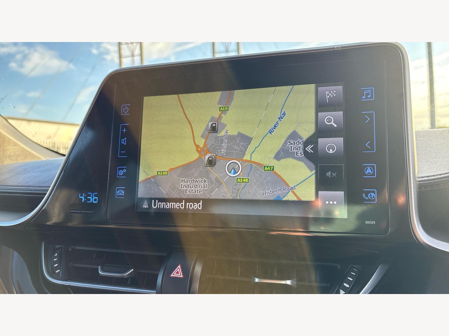 Used Toyota C-HR 2018 for sale - 76099210: Photo 27