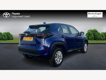Used Toyota Yaris Cross 2023 for sale - 76251064: Photo 2