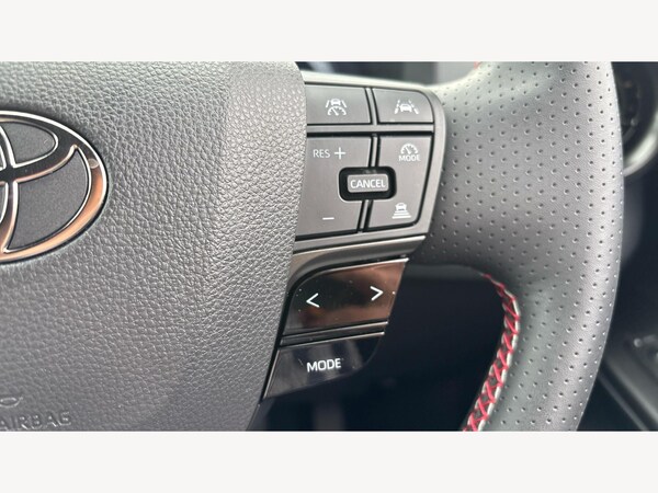 Used Toyota C-HR 2024 for sale - 76201083: Photo 24