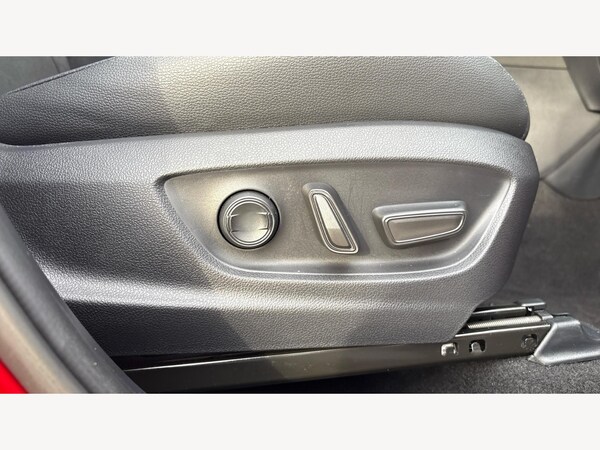 Used Toyota C-HR 2024 for sale - 76201083: Photo 37