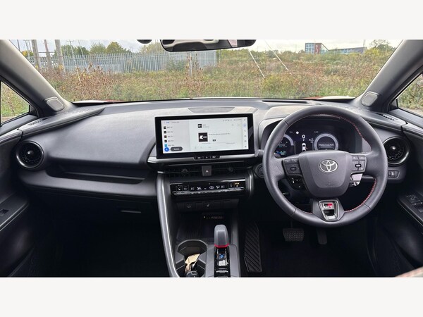 Used Toyota C-HR 2024 for sale - 76201083: Photo 7