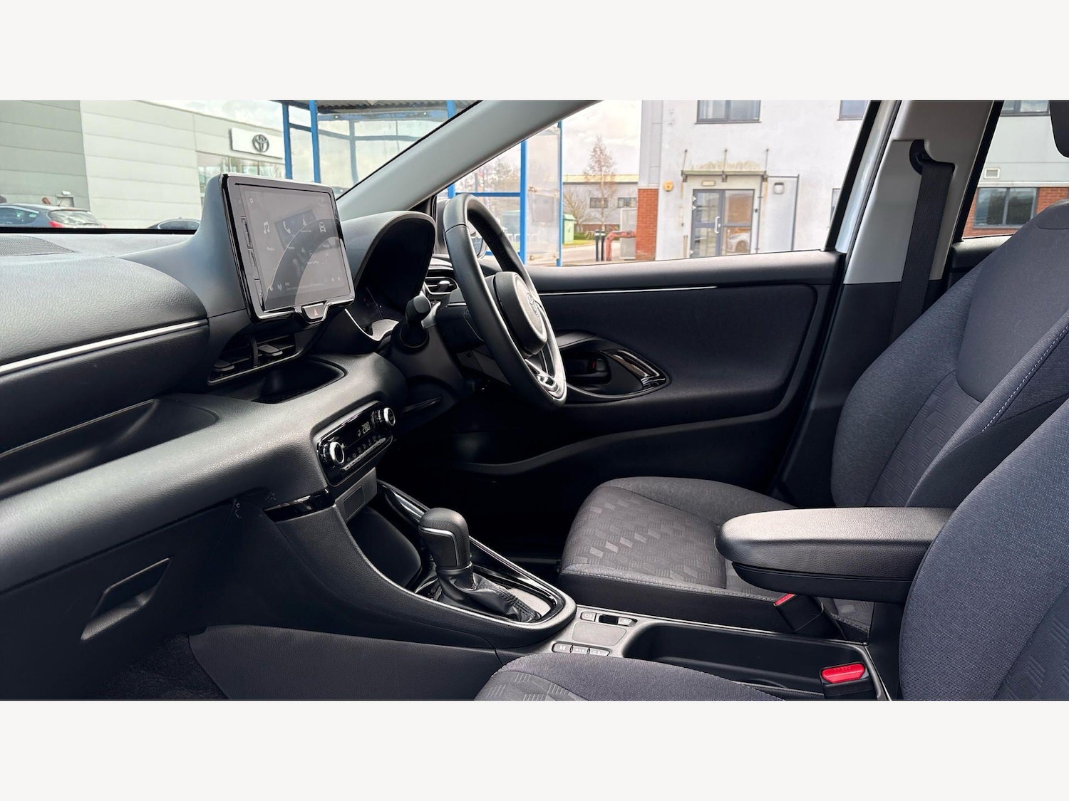 Used Toyota Yaris 2025 for sale - 78063031: Photo 12