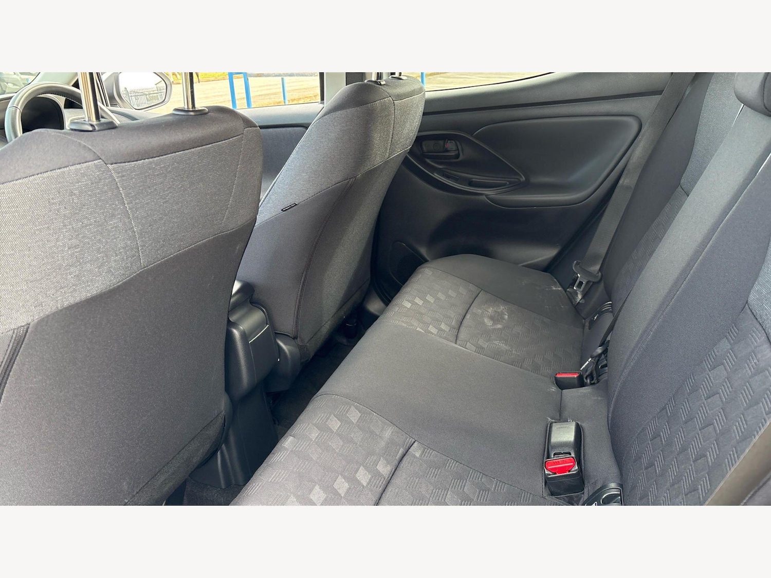 Used Toyota Yaris 2025 for sale - 78063031: Photo 15
