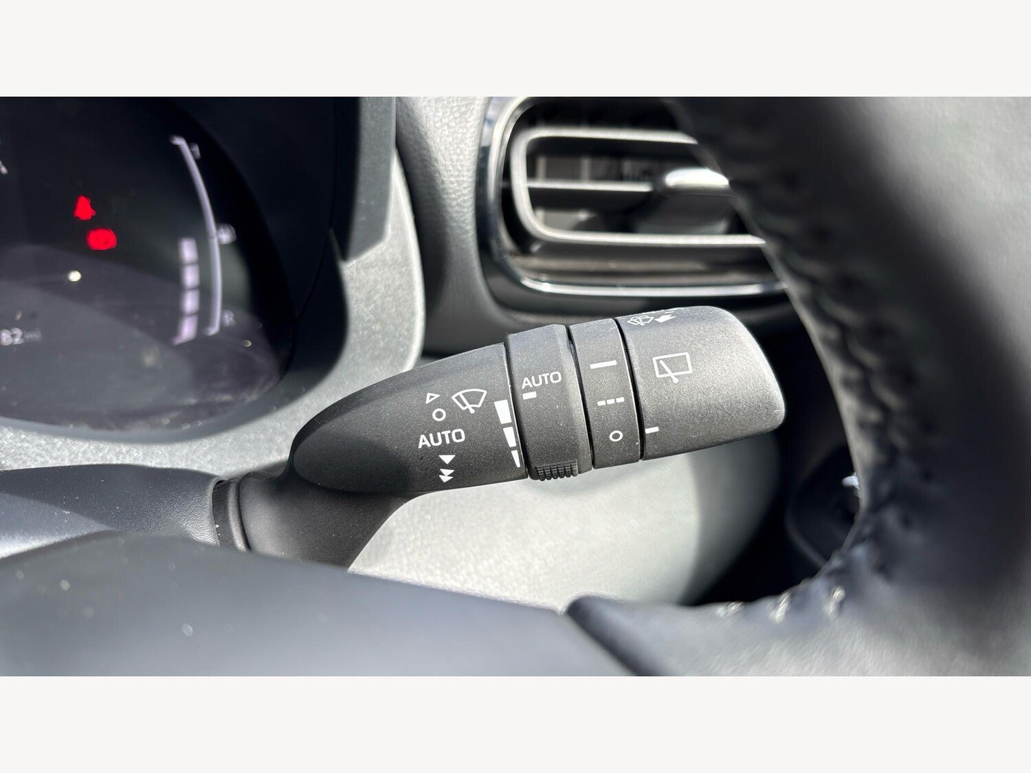 Used Toyota Yaris 2025 for sale - 78063031: Photo 35