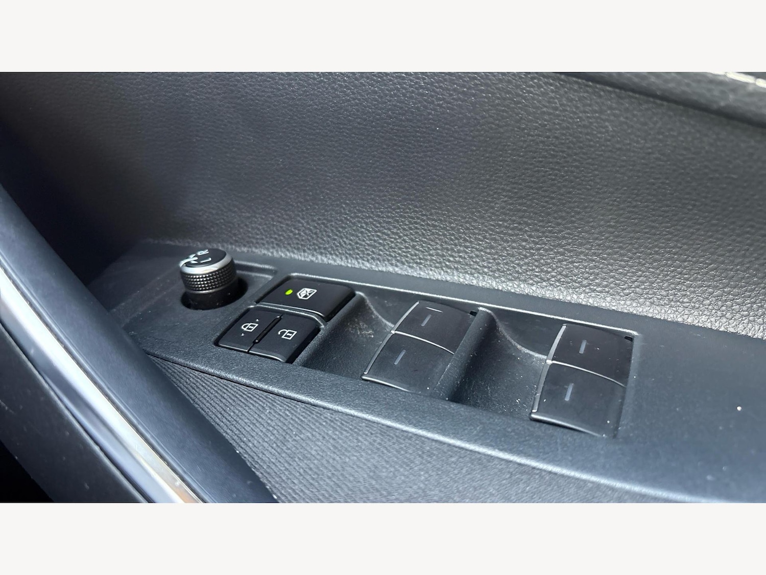 Used Toyota Corolla for sale - 77278975: Photo 24